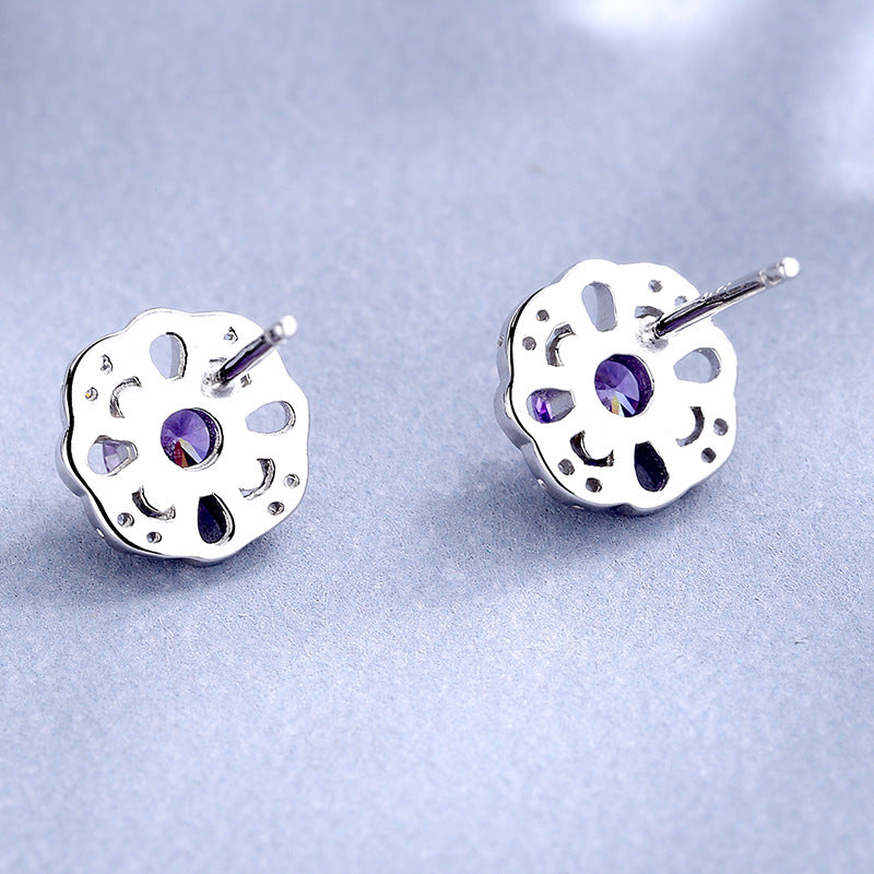 Women's stud earrings with delicate flower design and sparkling crystals Symbol Fashion