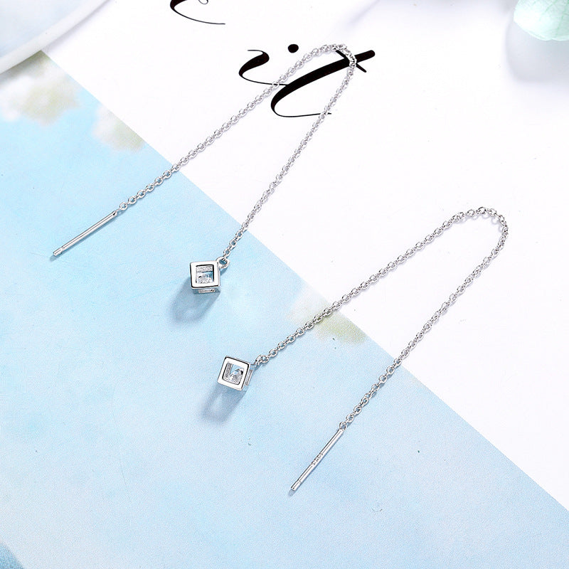 Women's earrings with elegant square pendant and shimmering zirconia Symbol Fashion