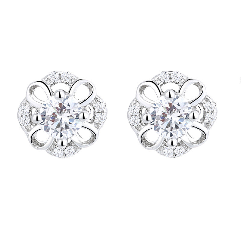 Women's stud earrings with delicate flower design and sparkling crystals Symbol Fashion