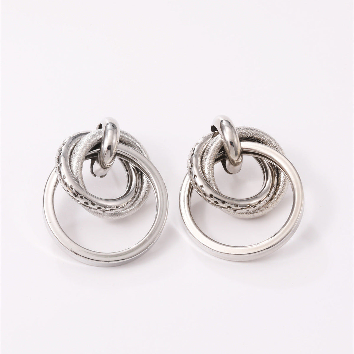 Women's Hanging Earrings with Elegant, Curved Ring Design Symbol Fashion