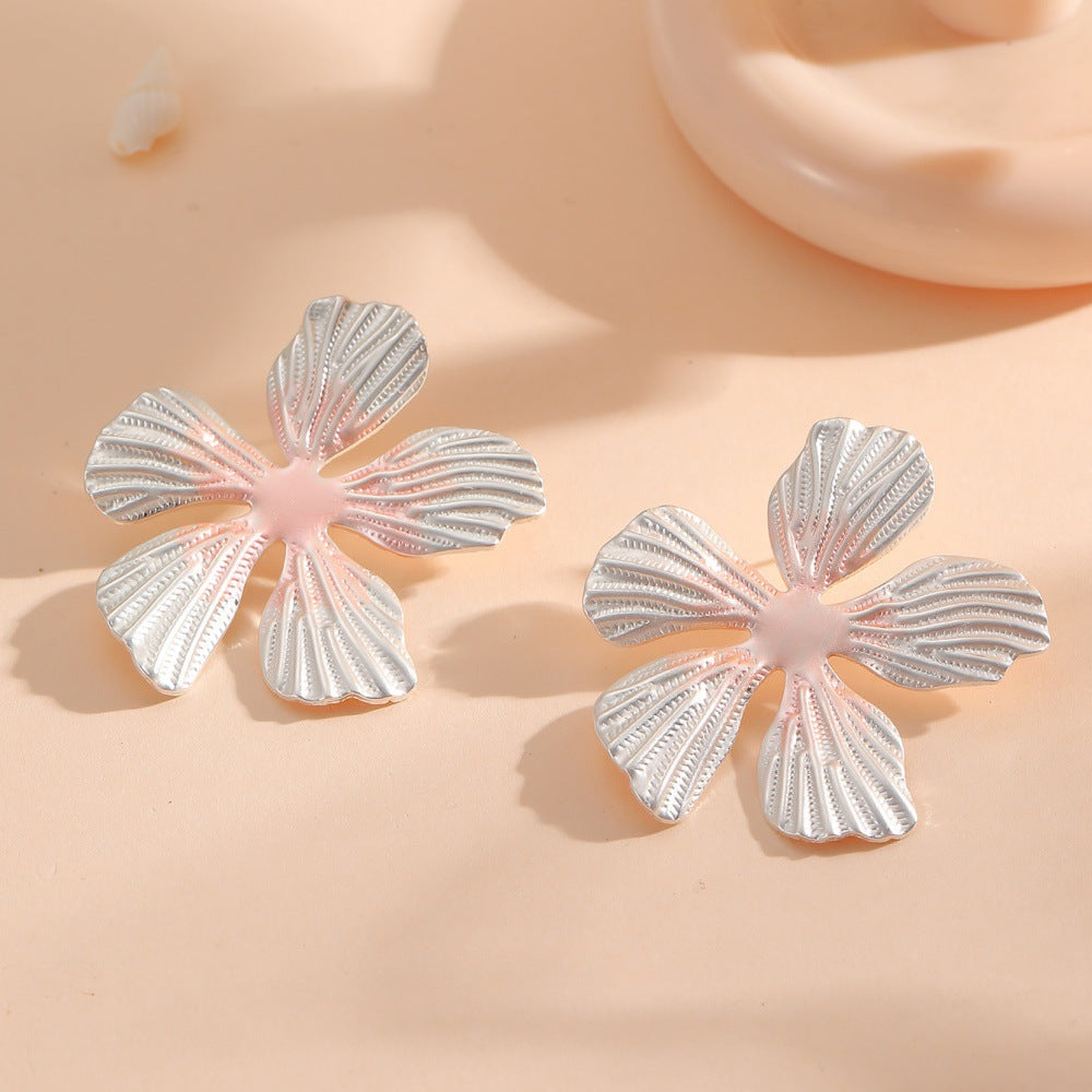 Women's Hair Accessories in Floral Design Symbol Fashion