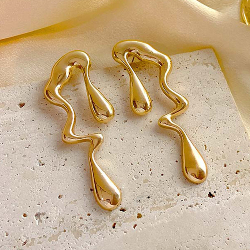 Women's hair accessory clips in modern, organic design Symbol Fashion