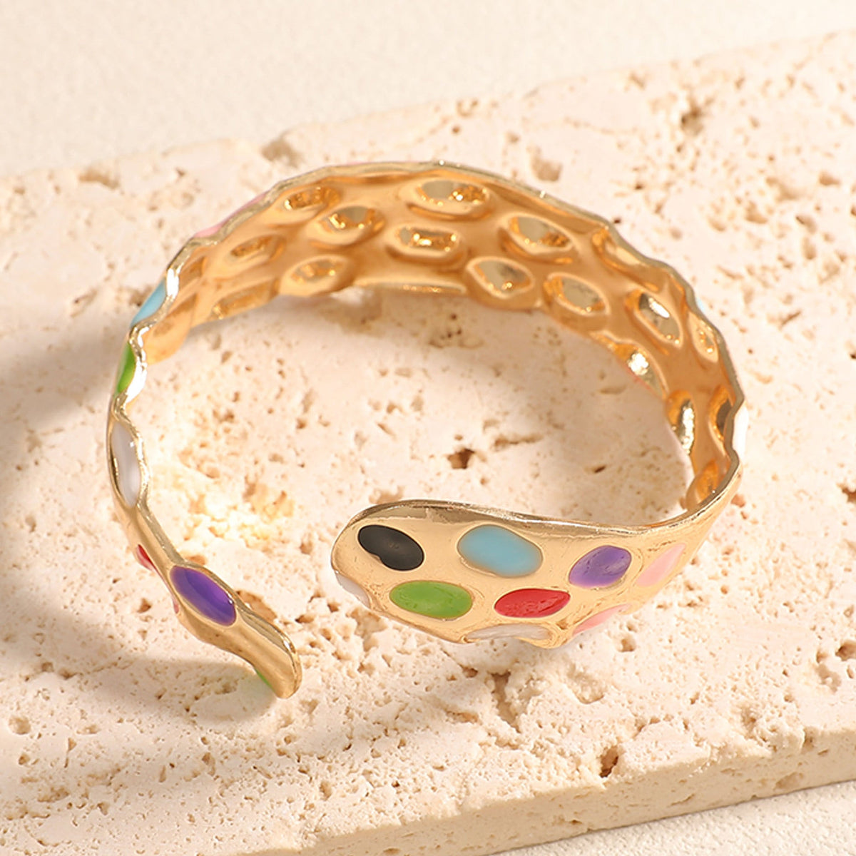 Ladies Open Bangle in Elegant Snake Design Symbol Fashion