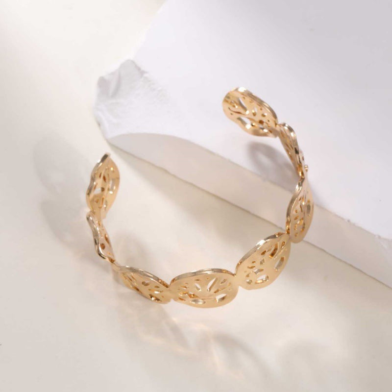Women's Open Bangle in Modern Bamboo Design Symbol Fashion