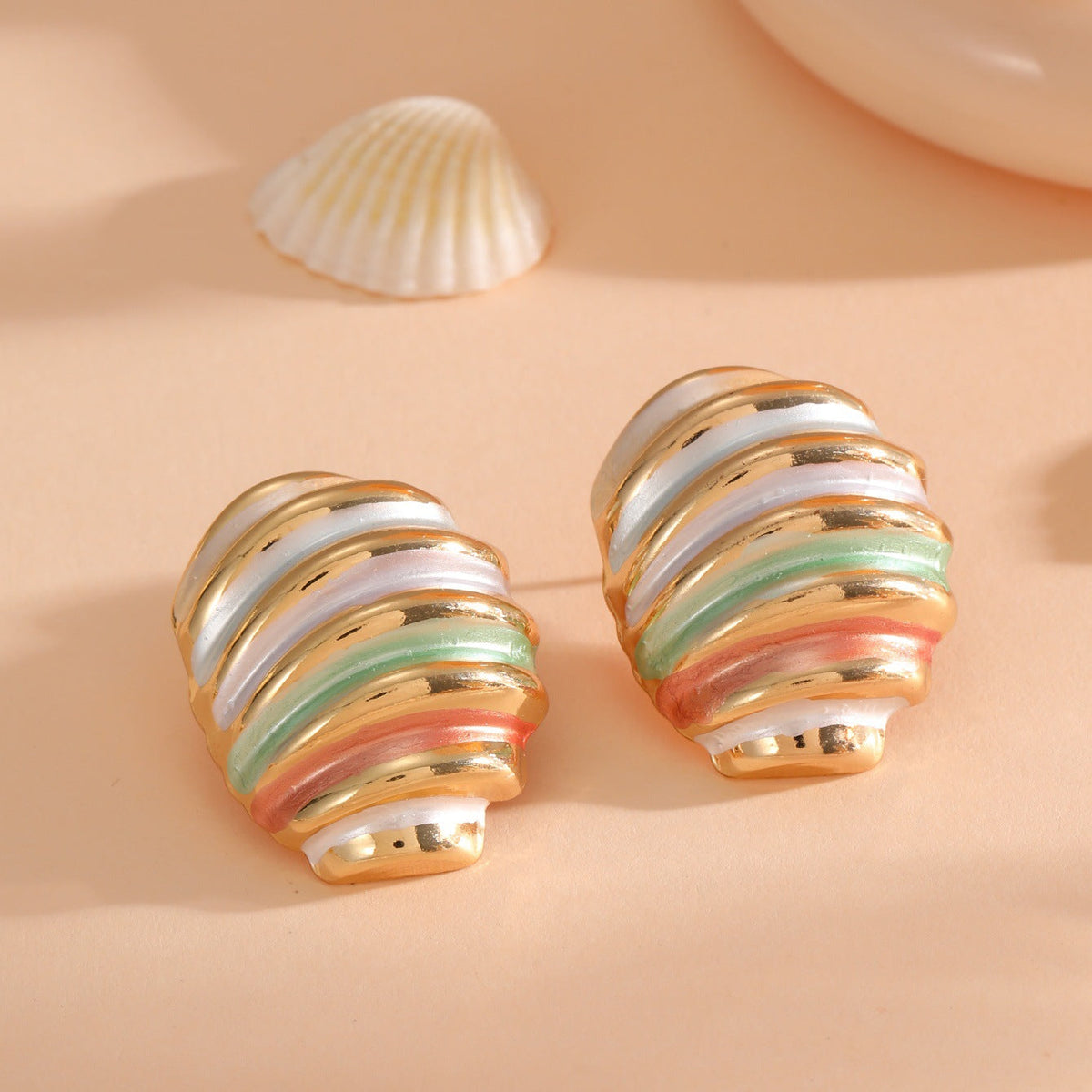 Women's ear clips in maritime shell design Symbol Fashion