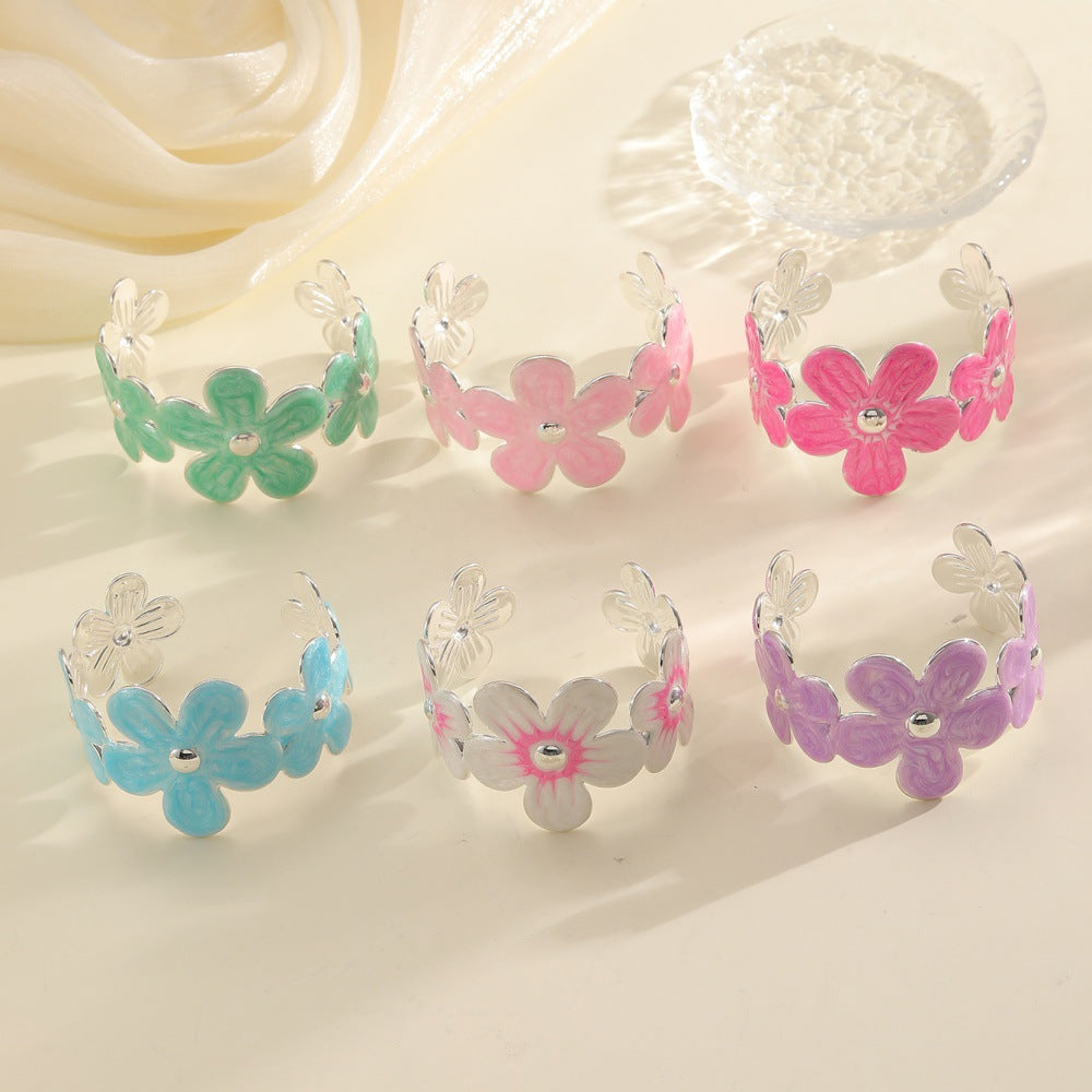 Women's bracelet made of high-quality metal with floral design Symbol Fashion