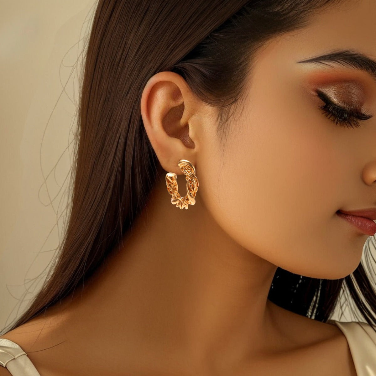 Women High-Quality Earrings with Braided Design Symbol Fashion