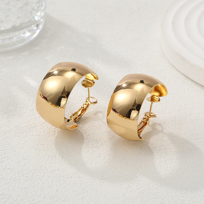 Women's hoops with elegant, modern design Symbol Fashion