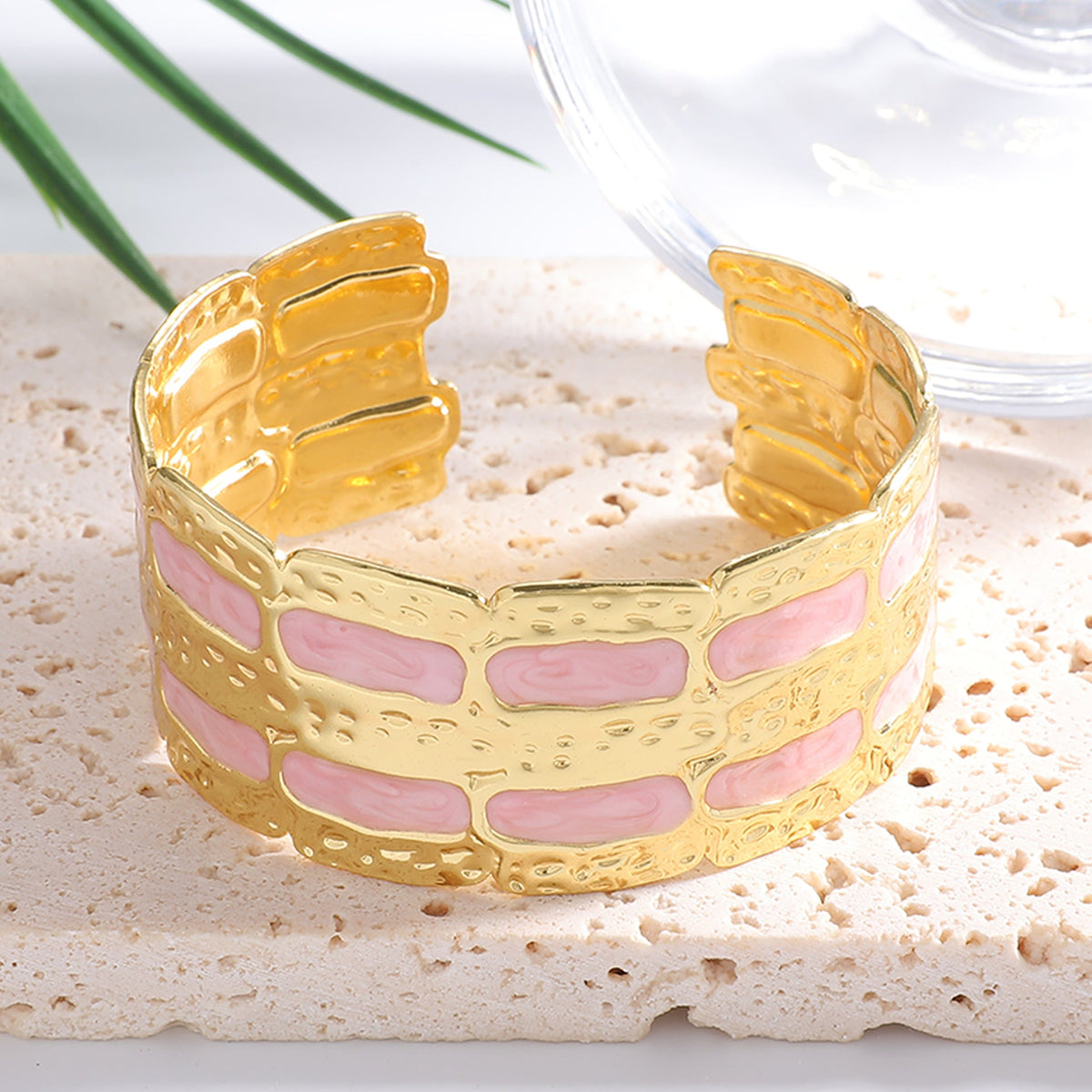Women's Elegant and Stylish Arm Cuff Symbol Fashion