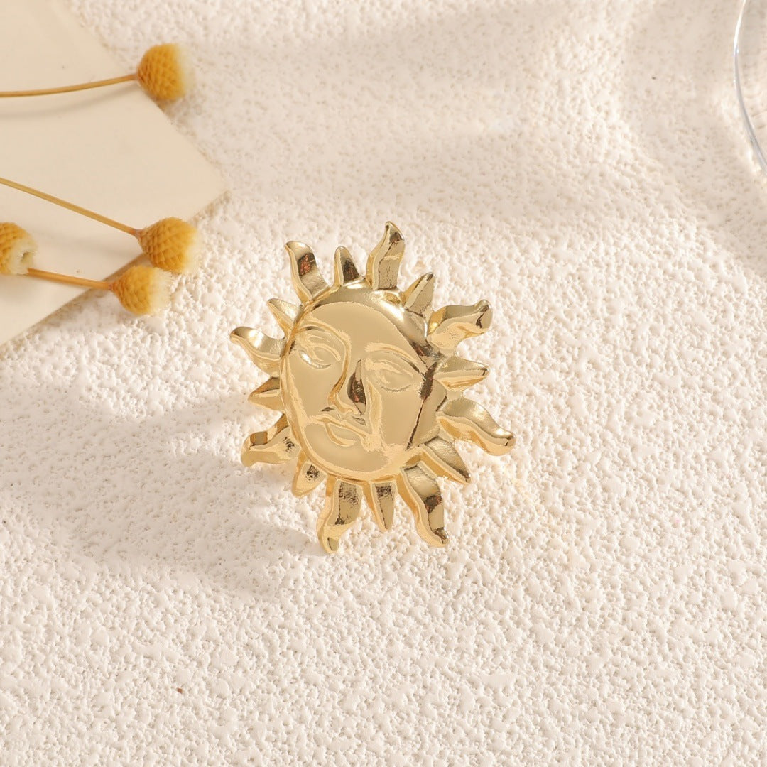 Women's bracelet with elaborate sun design Symbol Fashion