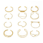 Ladies' bangle with elegant curved design Symbol Fashion