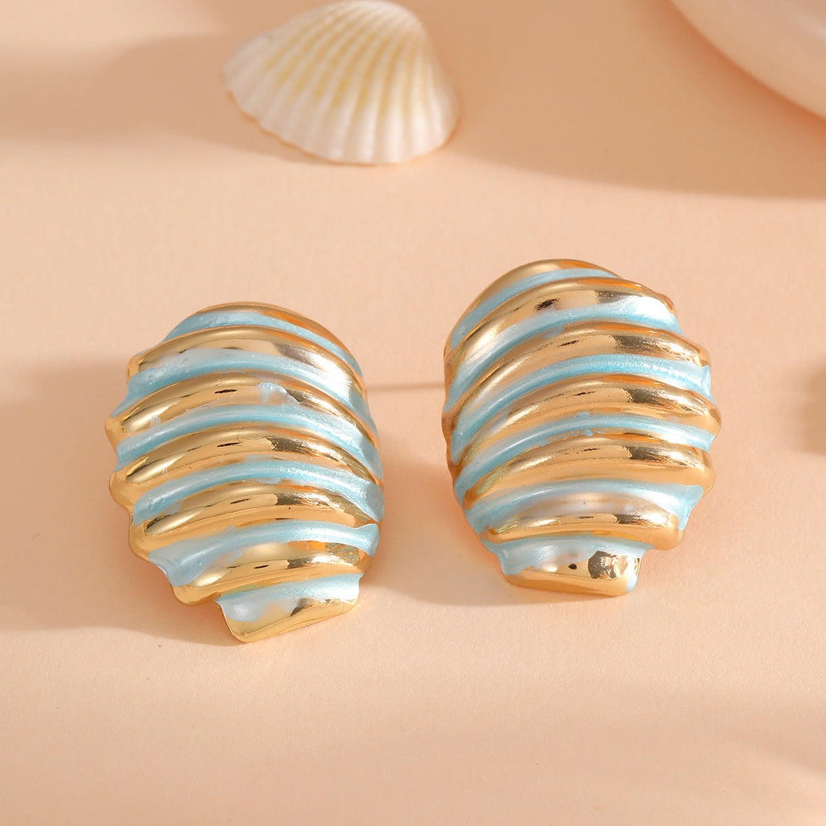 Women's ear clips in maritime shell design Symbol Fashion