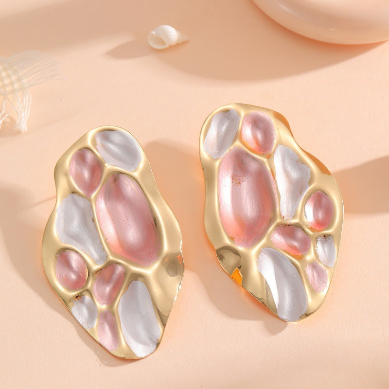 Ladies ear clips with elaborate, colorful shell design Symbol Fashion