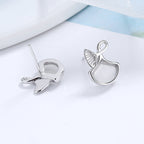 Women's earrings in elegant whale fin design Symbol Fashion