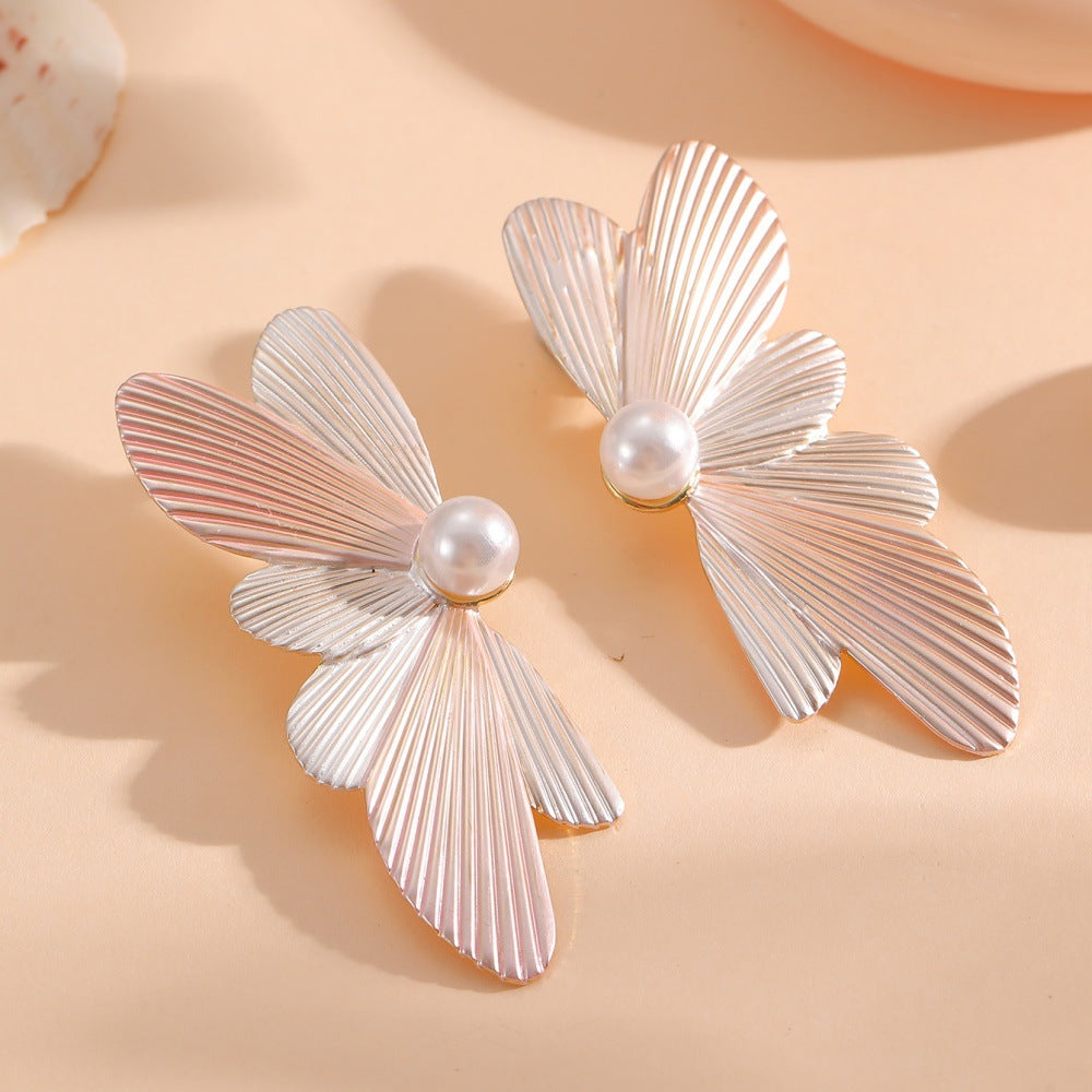 Women's hair clips in elegant butterfly design Symbol Fashion