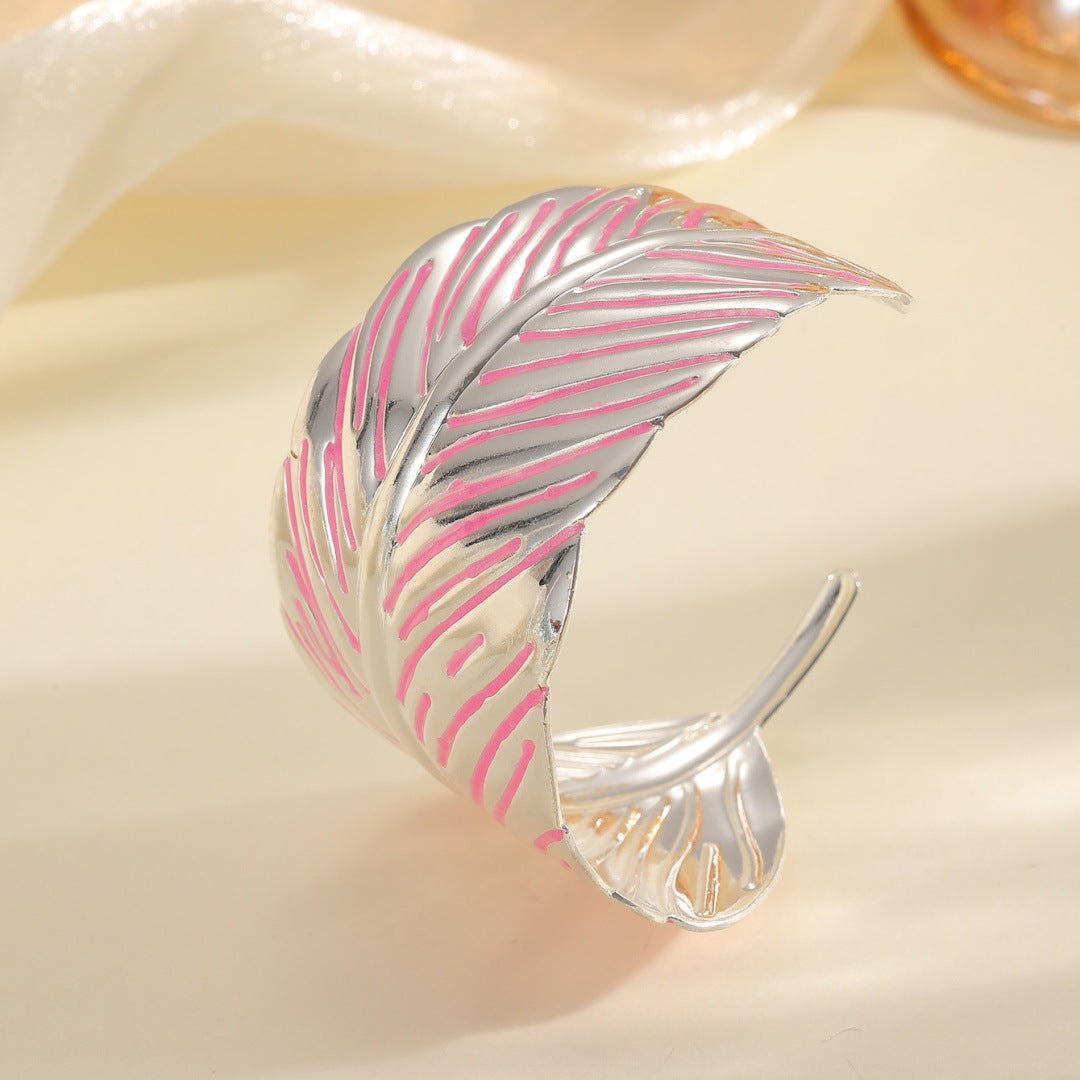 Ladies Open Cuff Bracelet in Tropical Leaf Design Symbol Fashion