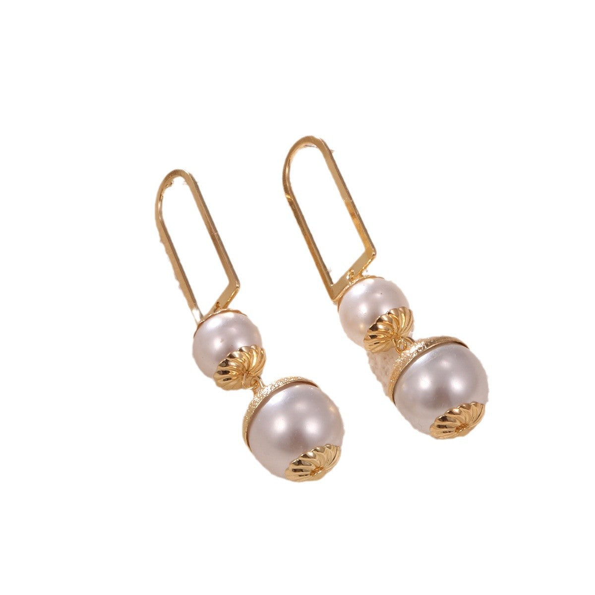 Ladies earrings with elegant pearl design Symbol Fashion