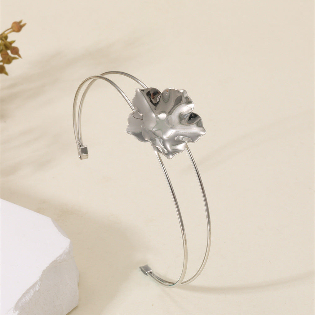 Women Open Bangle with Artistic Flower Motif Symbol Fashion