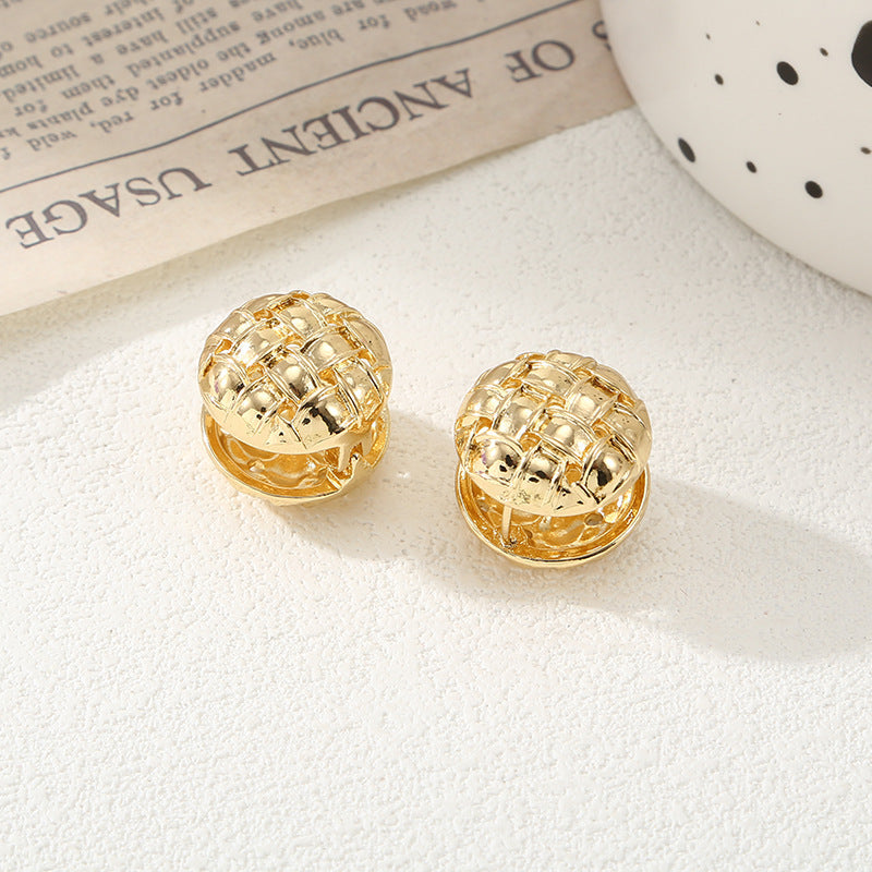 Women's Ear Clips with Elegant Pattern Symbol Fashion