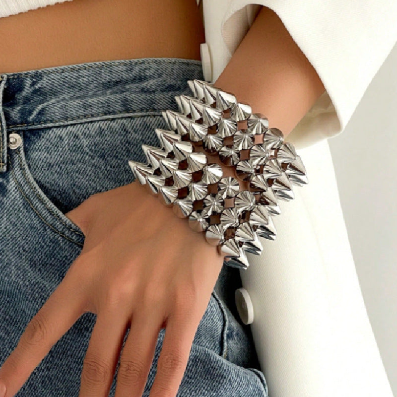 Women's bracelet with spikes Symbol Fashion