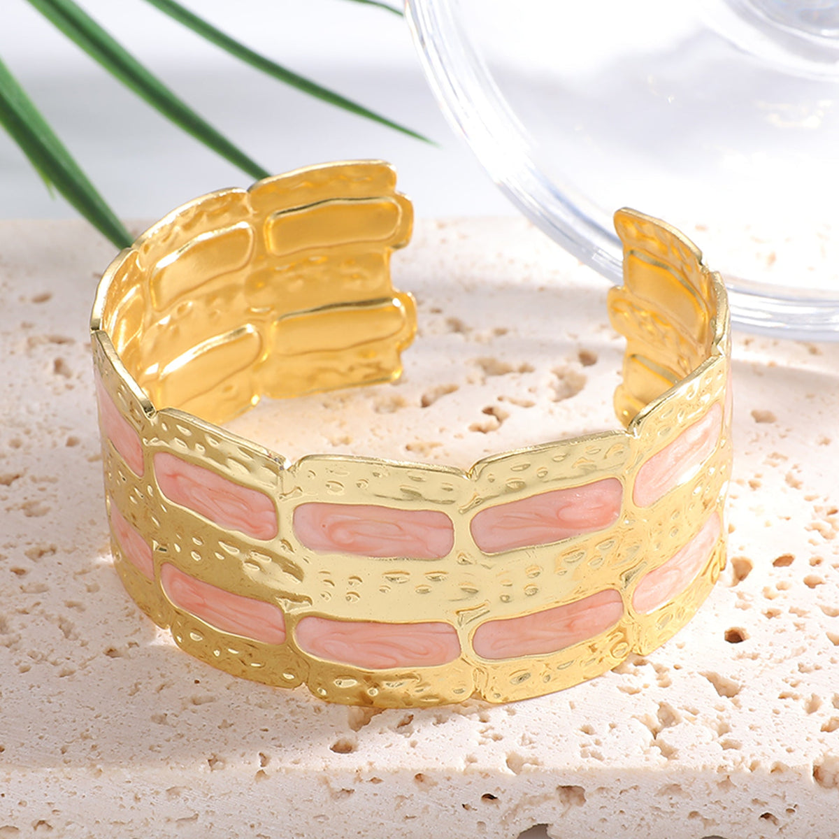 Women's Elegant and Stylish Arm Cuff Symbol Fashion