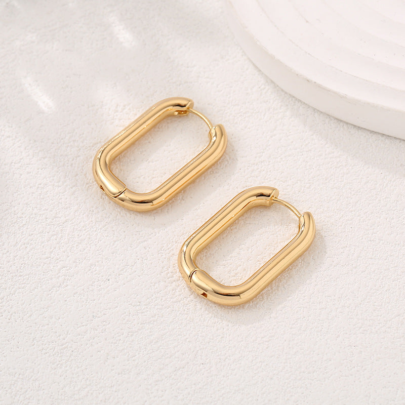 Women's hoops in modern crescent design Symbol Fashion