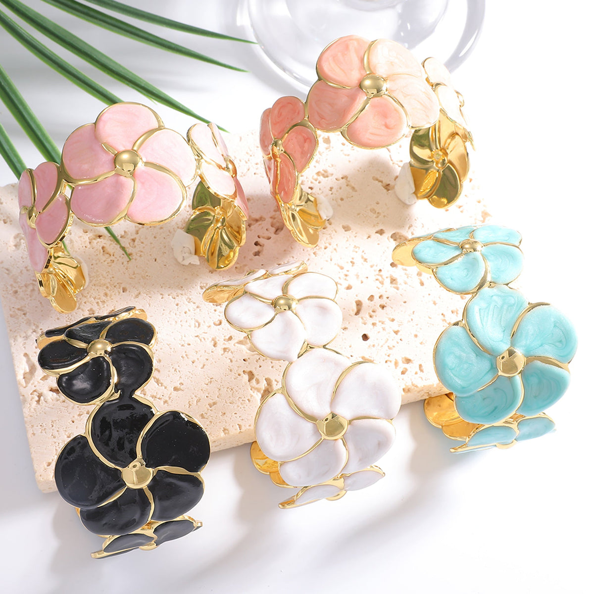 Ladies cuff bracelet with elaborate flower pattern Symbol Fashion