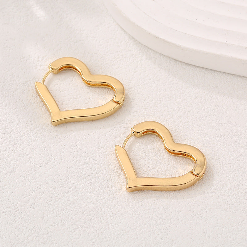 Women's hoops in modern crescent design Symbol Fashion
