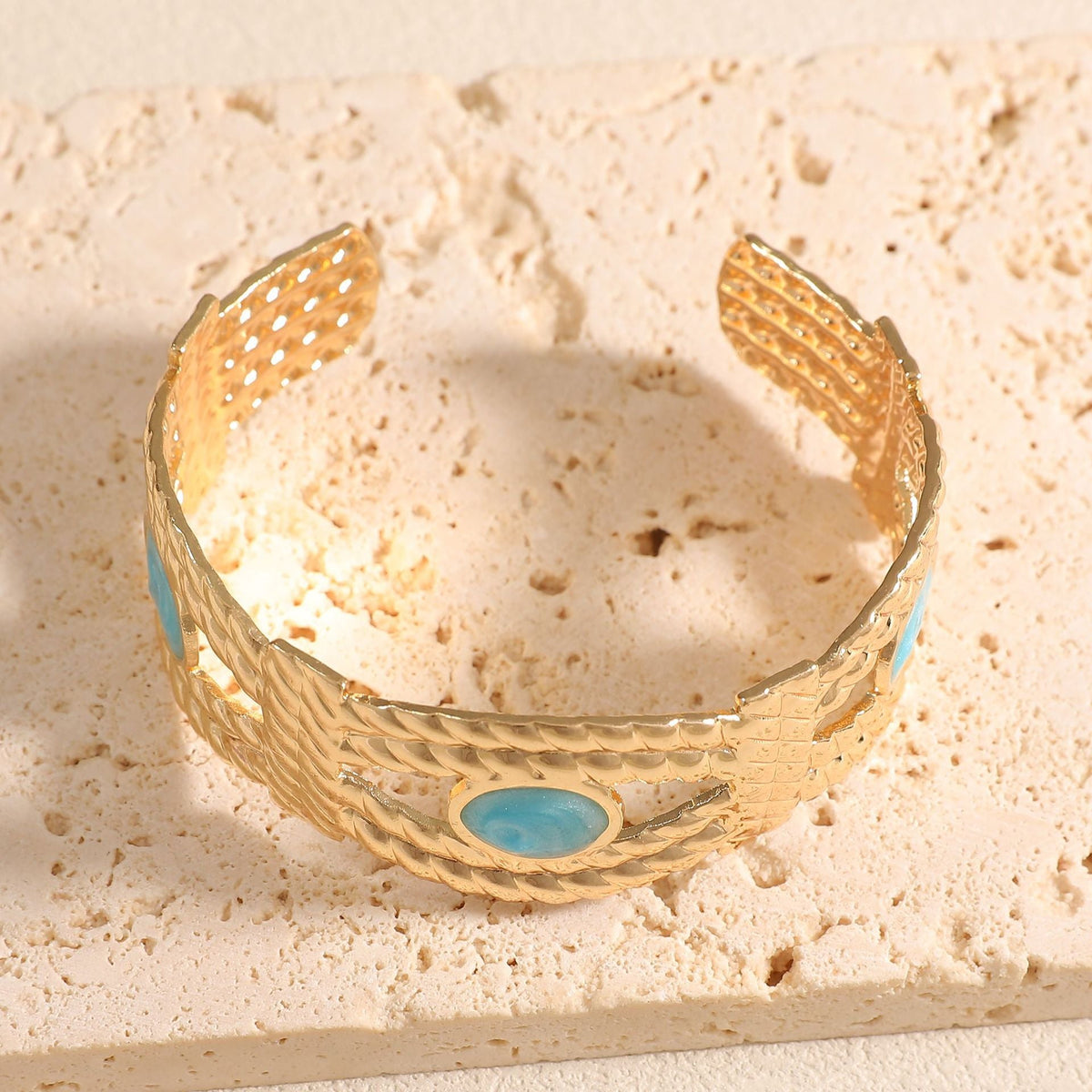 Women Open Bangle with Artistic Braiding Pattern Symbol Fashion
