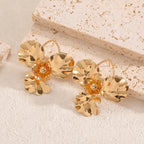 Women's hair clips in luxurious leaf design Symbol Fashion