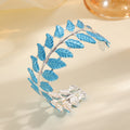 Ladies bracelet in elegant leaf design Symbol Fashion