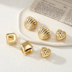 Women's ear clips in elegant shell design Symbol Fashion
