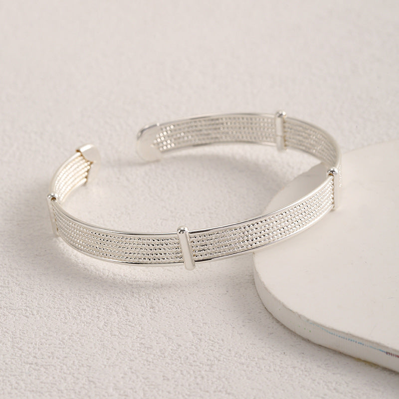 Ladies Open Bangle with Elegant Structure Design Symbol Fashion