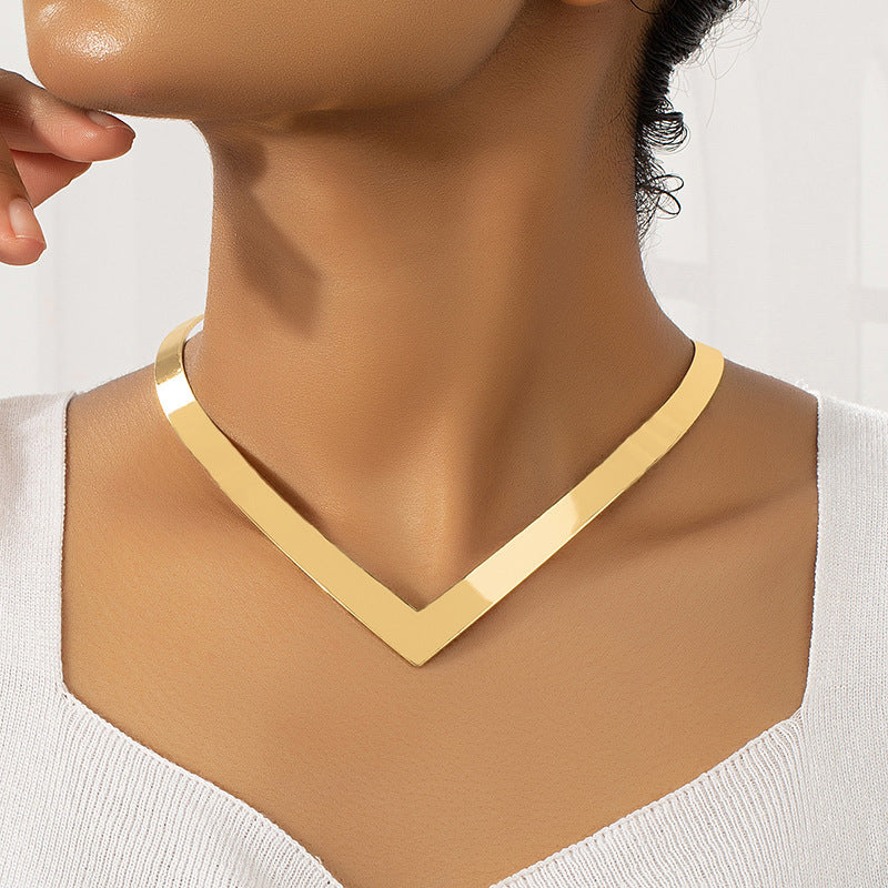 Women Choker Necklace with Modern V Design Symbol Fashion
