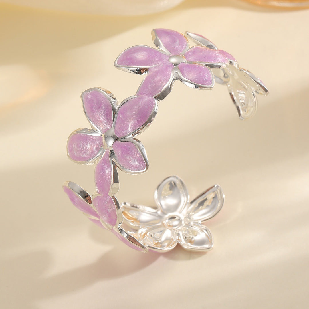 Ladies Open Bangle with Artistic Flower Design Symbol Fashion