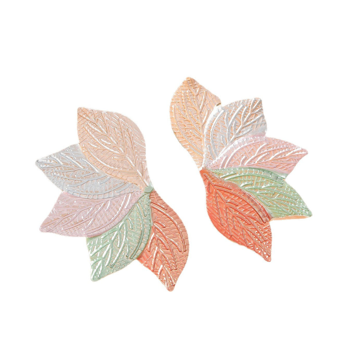 Women’s hair accessory with elaborate leaf design Symbol Fashion
