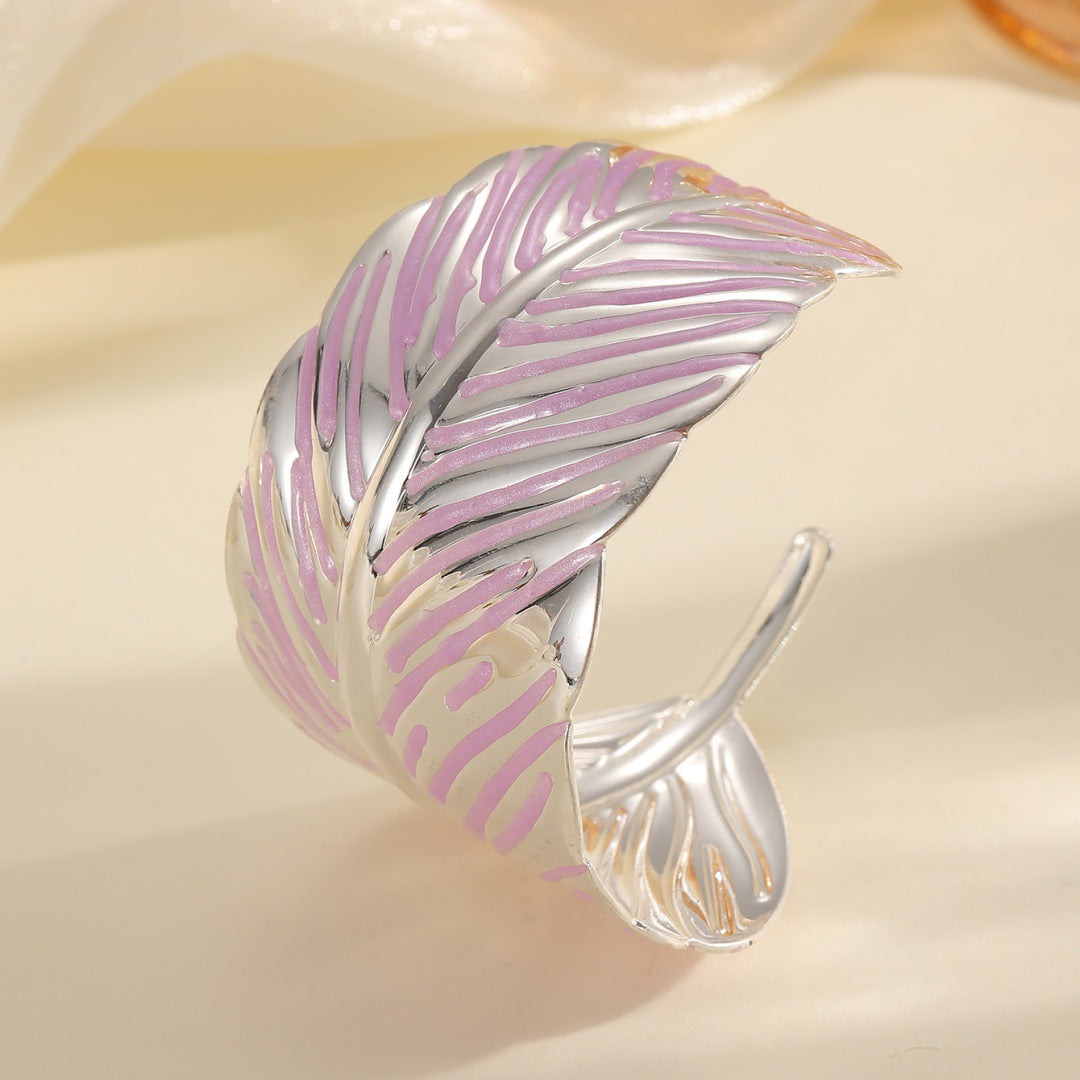Ladies Open Cuff Bracelet in Tropical Leaf Design Symbol Fashion