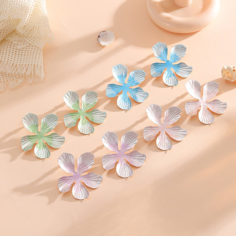 Women's Hair Accessories in Floral Design Symbol Fashion