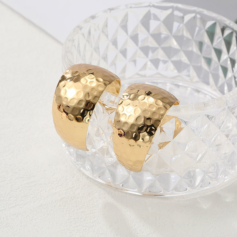 Women High-Quality Bracelets with Artistic Pattern Symbol Fashion