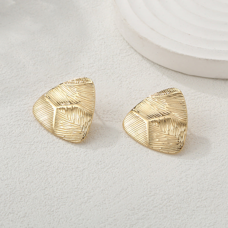 Women's Hanging Earrings with Floral Elements and Elegant Design Symbol Fashion