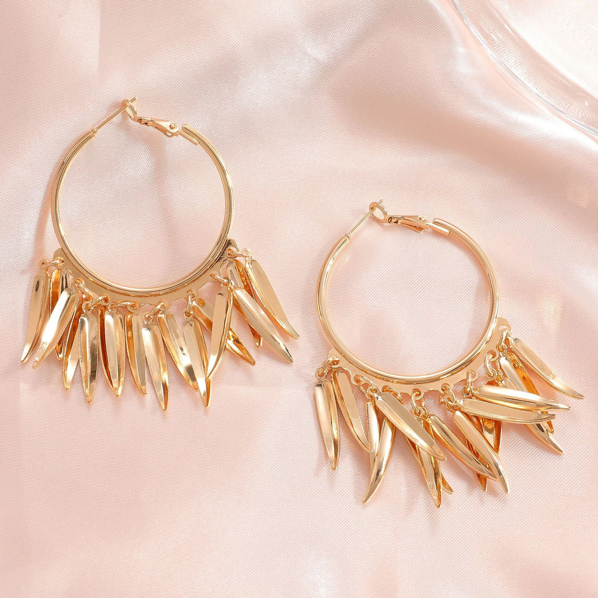 Women Hanging Earrings with Elegant Decorative Leaf Design Symbol Fashion