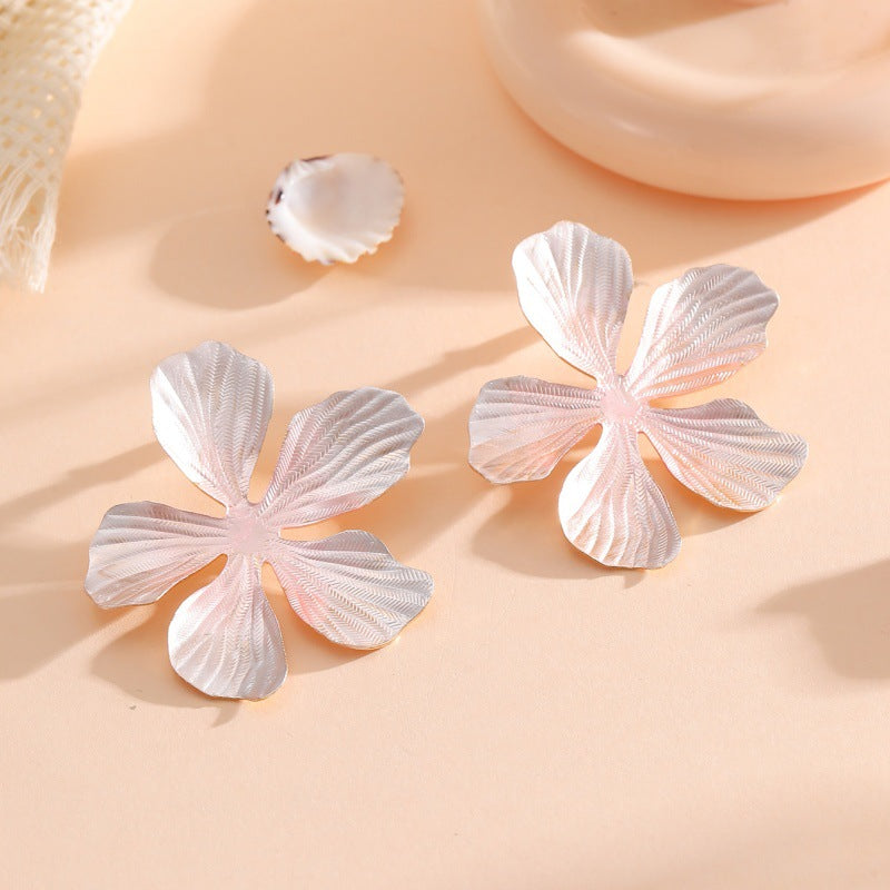 Women's Hair Accessories in Floral Design Symbol Fashion