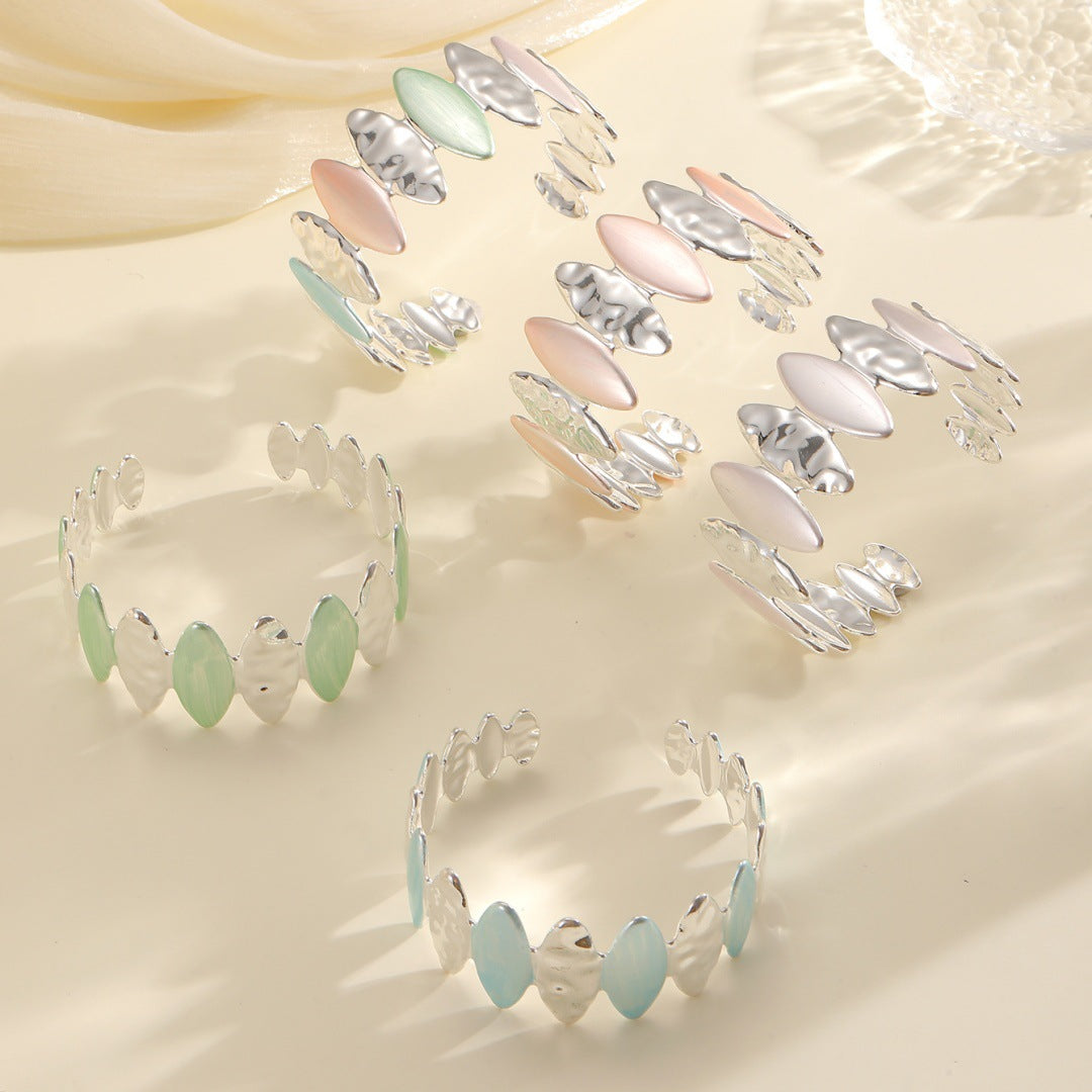 Women Open Bangle with Unique Textured Design Symbol Fashion