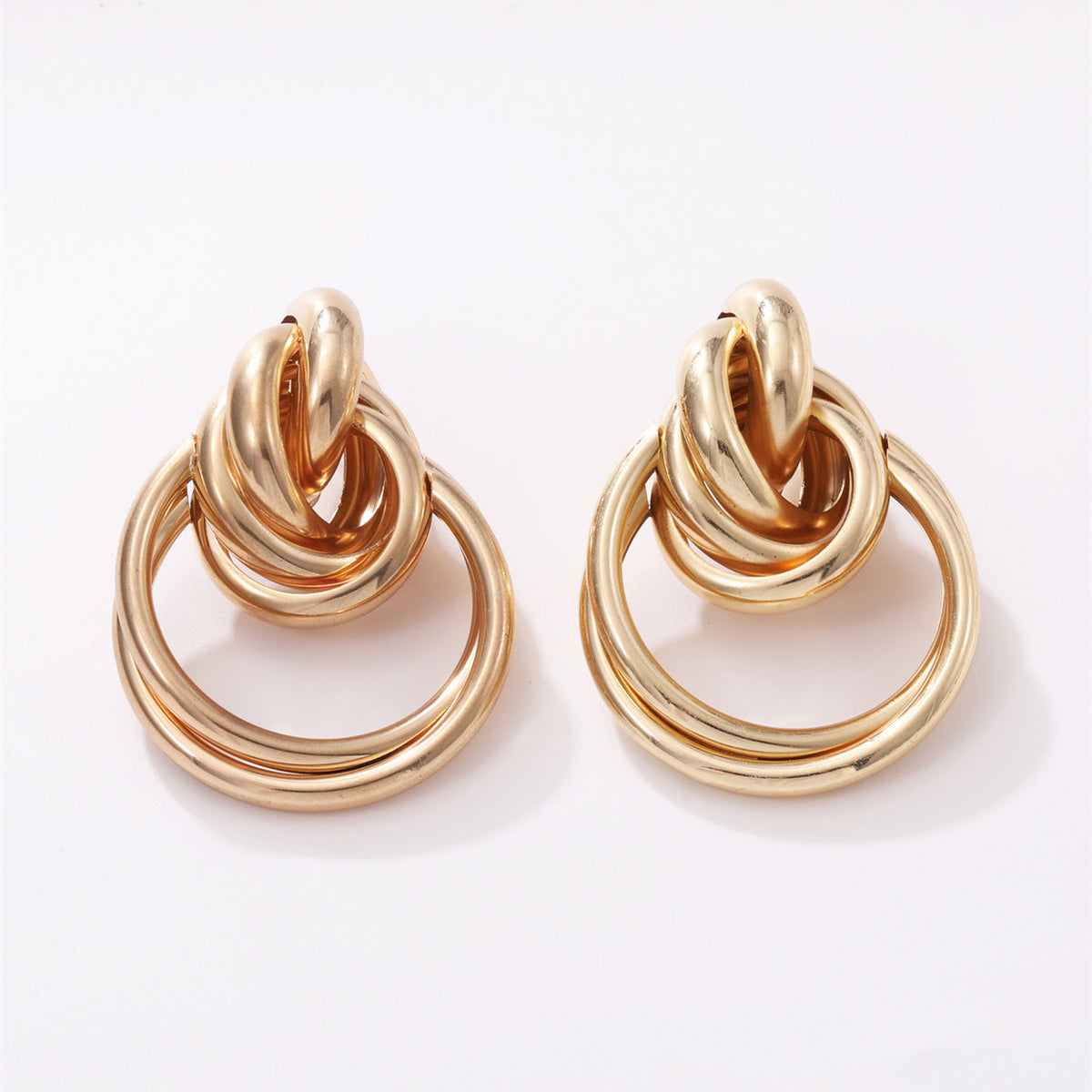 Women's Hanging Earrings with Elegant, Curved Ring Design Symbol Fashion