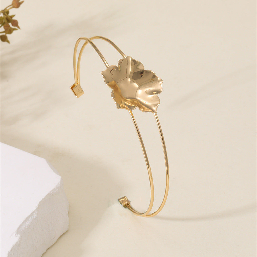 Women Open Bangle with Artistic Flower Motif Symbol Fashion