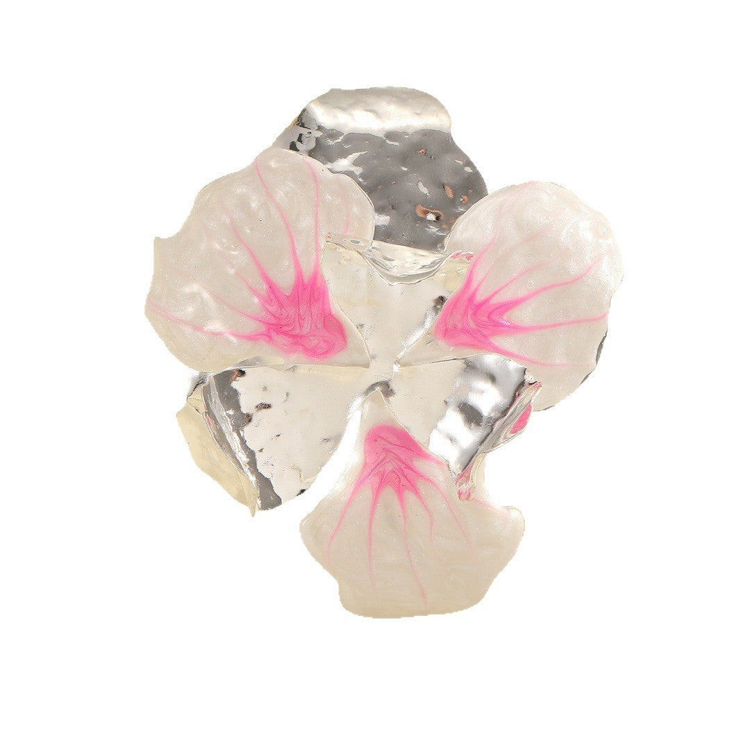 Women's flower-shaped ring made of shiny metal and high-quality epoxy resin Symbol Fashion