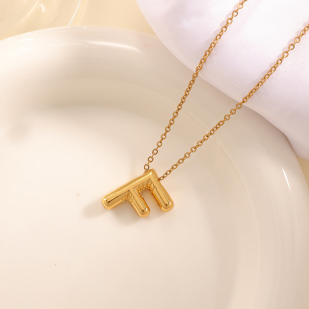 Women's necklace with curved letter pendant Symbol Fashion