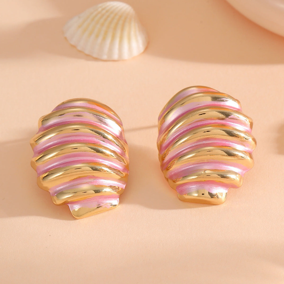 Women's ear clips in maritime shell design Symbol Fashion