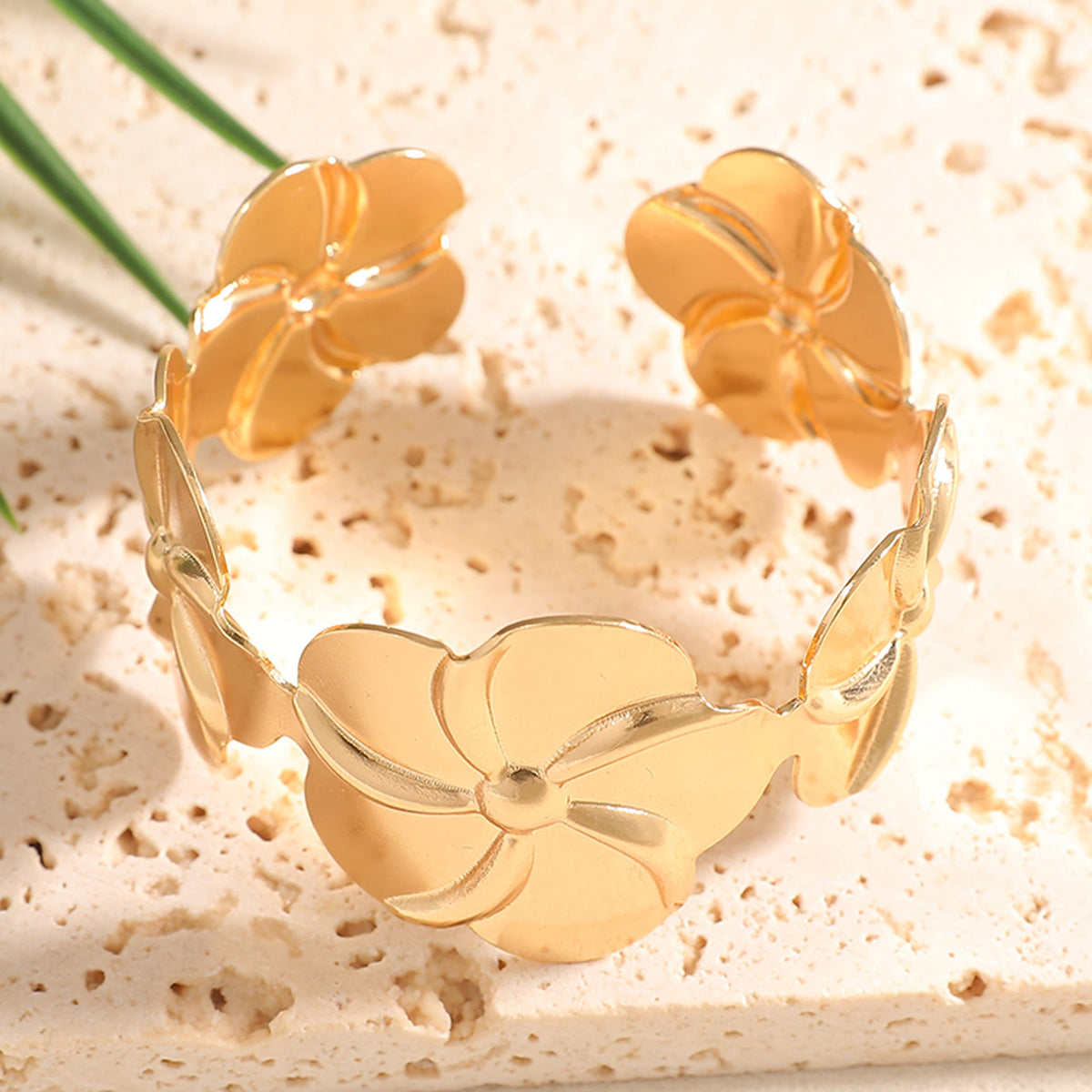 Ladies Open Bangle with Artistic Coral Pattern Symbol Fashion