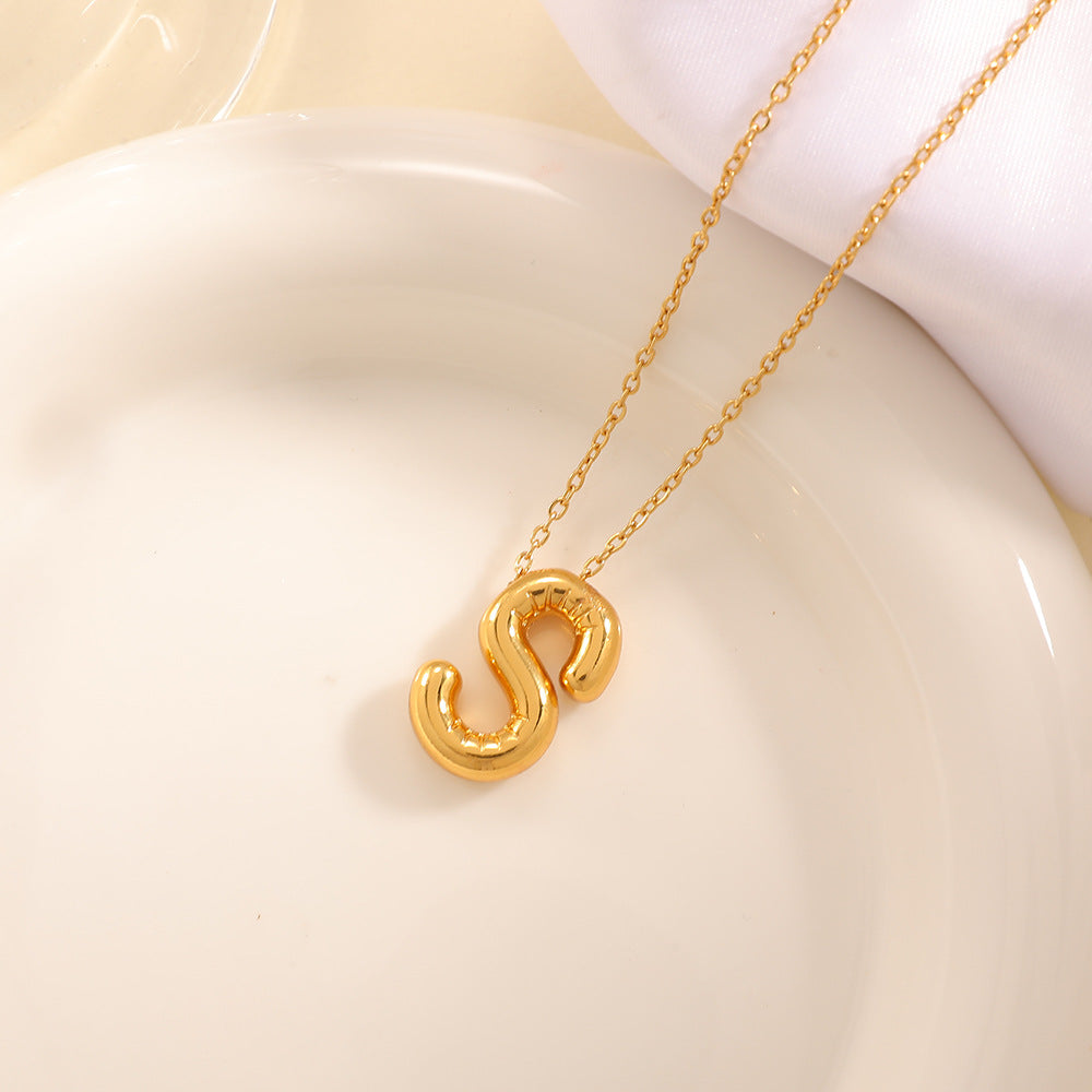 Women's necklace with curved letter pendant Symbol Fashion